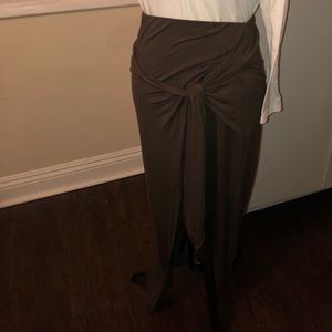 Francesca’s olive wrap skirt size L